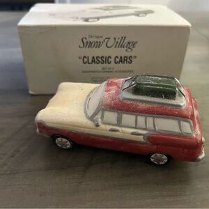 ✨•Department 56 Christmas Village Classic Car•✨
